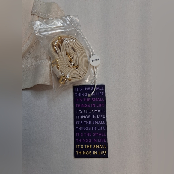 NEW Pepper MVP Multiway Strapless Bra Size 32B White Smoke New W/Tag - Picture 11 of 15